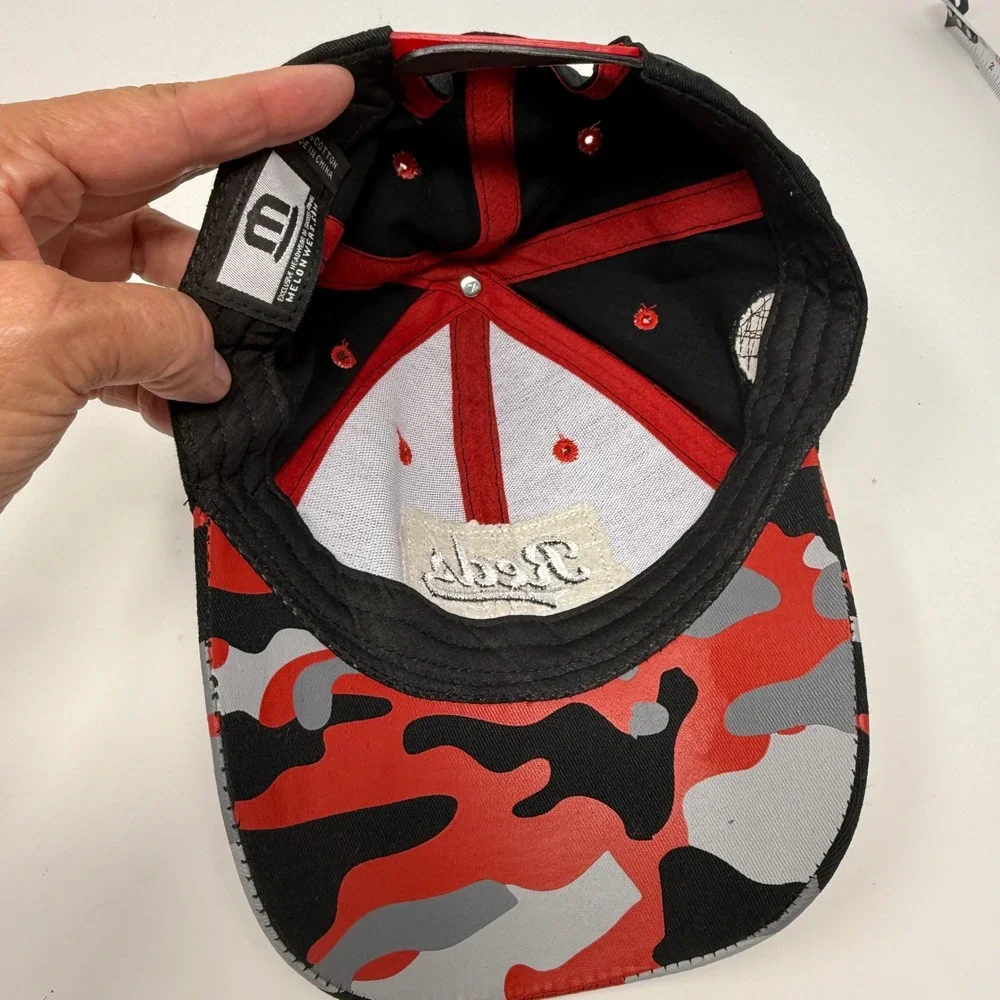 Melonwear eye catching